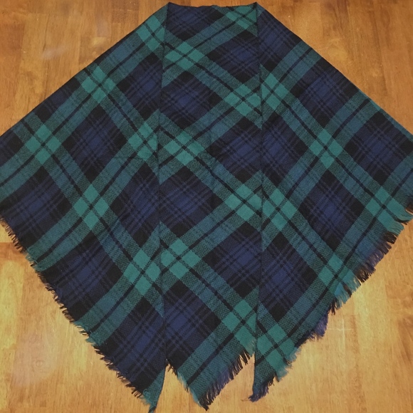NWT Plaid Blanket Scarf Wrap - Picture 2 of 4